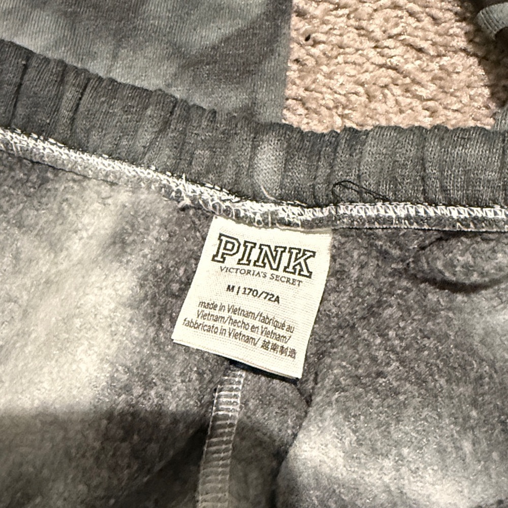 Size medium Pink Sweats - Picture 4 of 4